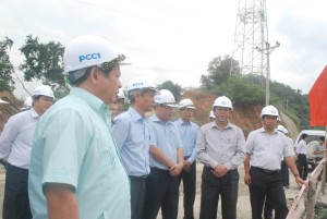 Chủ tịch UBND tỉnh Hoàng Xuân Ánh kiểm tra thực hiện các mục tiêu KT-XH tại Bảo...
