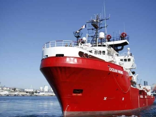 Thi công sơn tàu biển chuyên nghiệp - Giải pháp bảo vệ và kéo dài tuổi thọ tàu