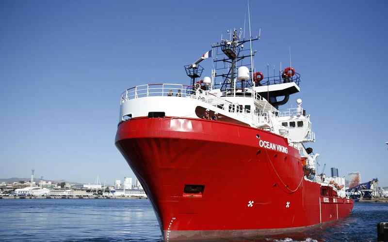 Thi công sơn tàu biển chuyên nghiệp - Giải pháp bảo vệ và kéo dài tuổi thọ tàu